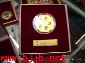 dvubb 按此在新窗口浏览图片